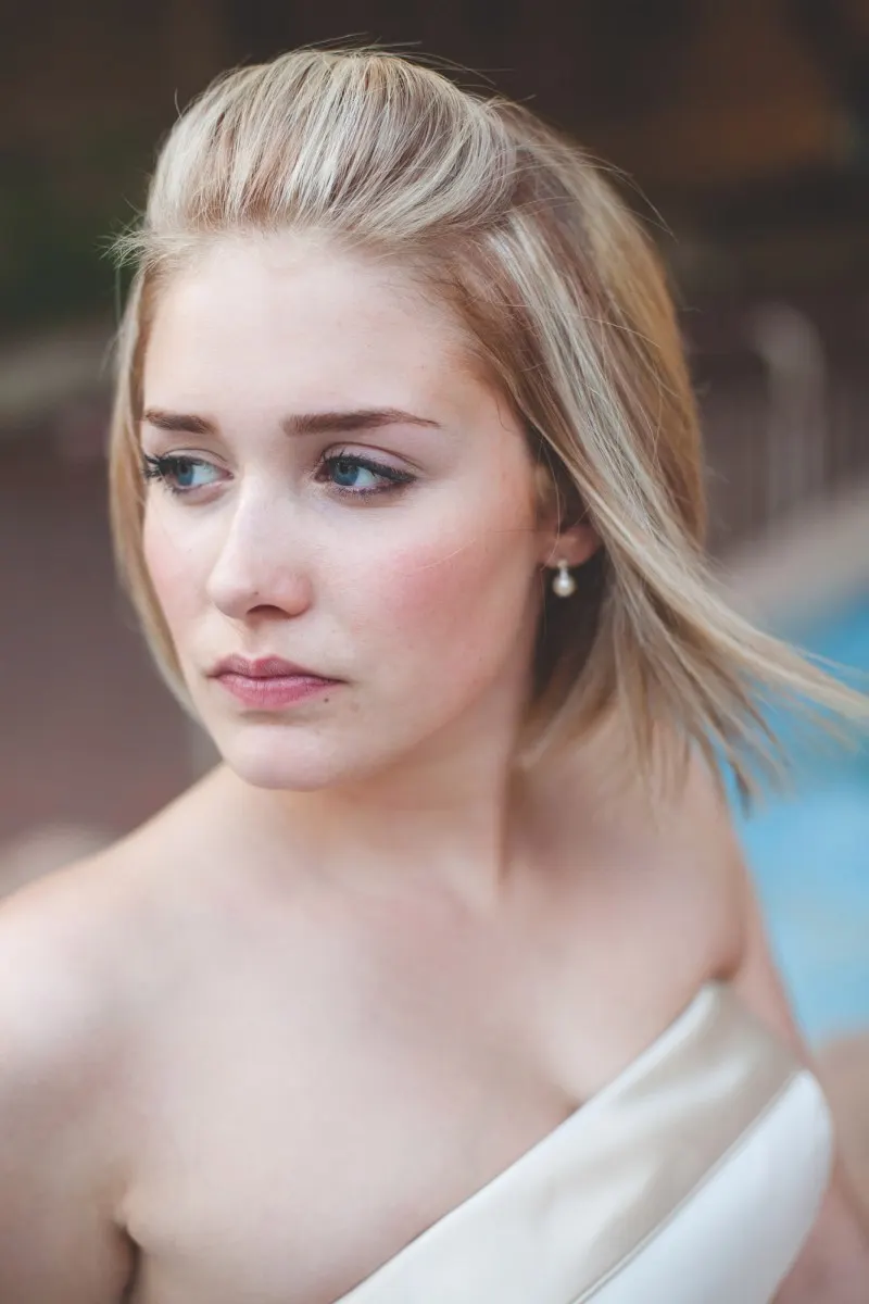 san antonio bridal portrait, bride looking away